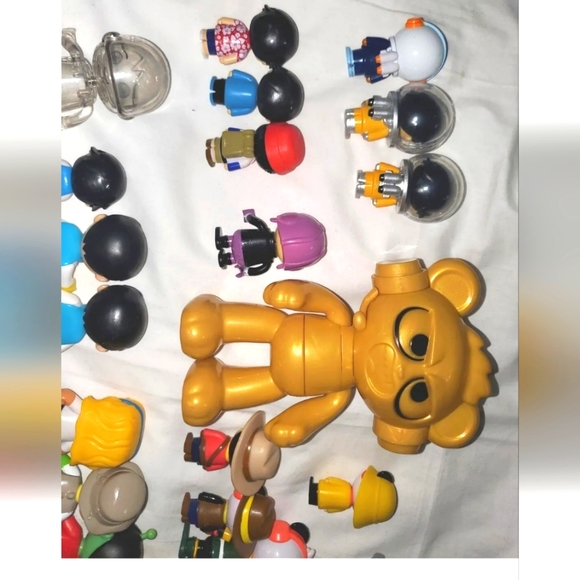 : 34 pc used Ryans World toy figures ideal party favors including invisible toy - Picture 9 of 12